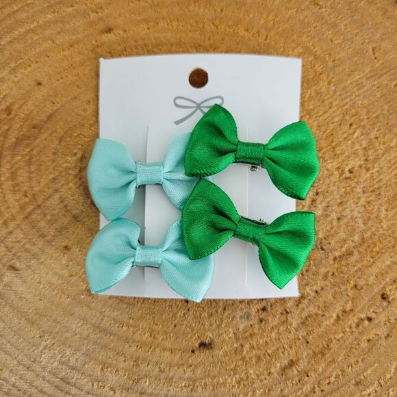 Handmade 4 Mini Green Bow Hair Clips - Picture 1 of 1